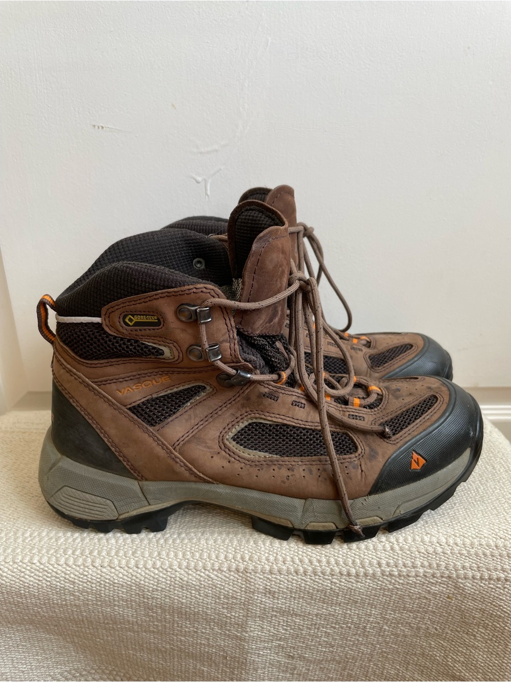 Vasque Breeze 2.0 Mid GTX Men 11.5 Brown Leather Gore Tex Hiking boots Gorpcore